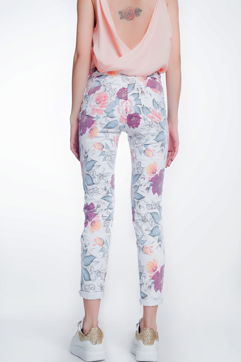 White Boyfriend Jeans With Floral Print
